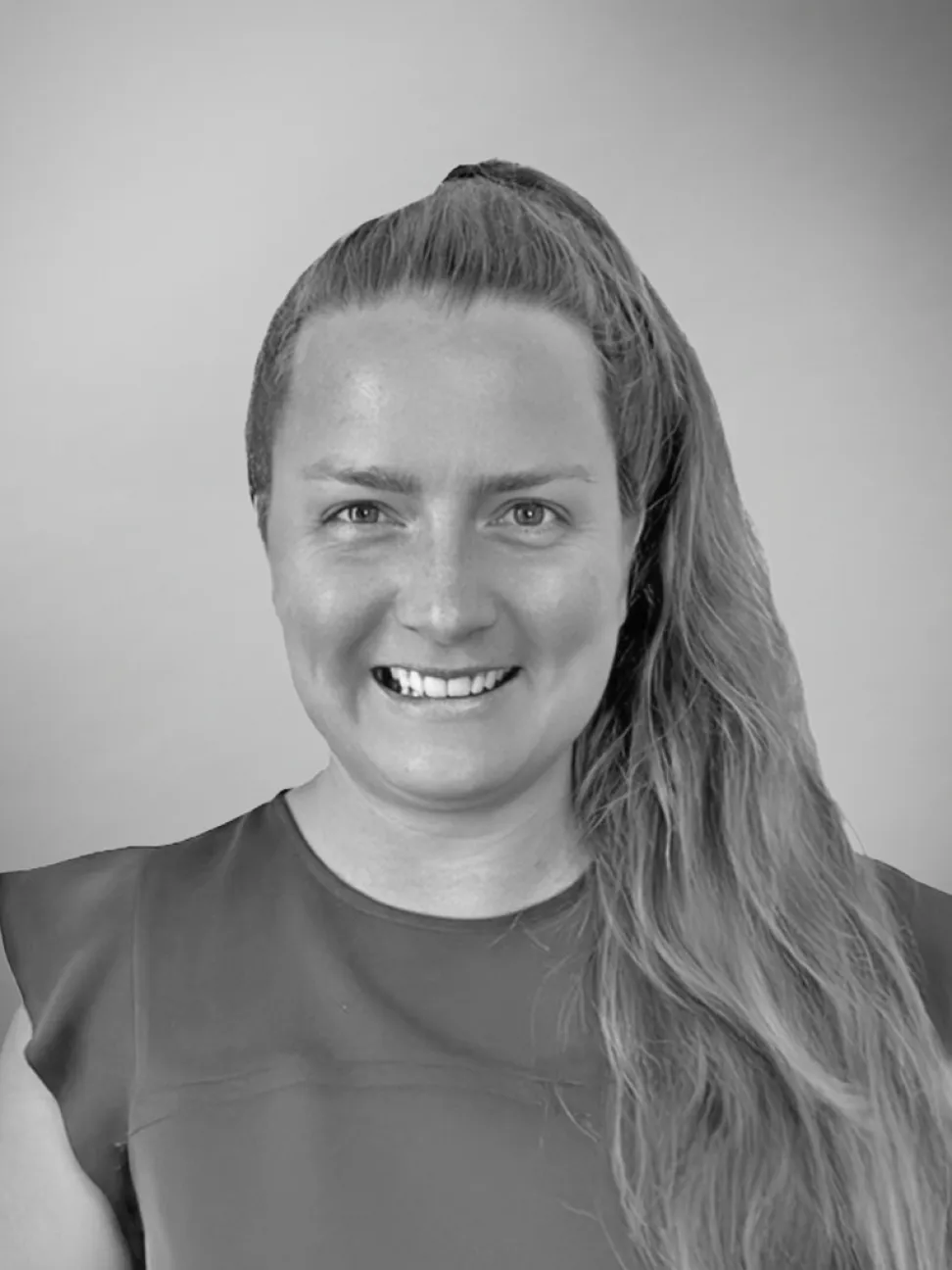 Angela Walters headshot