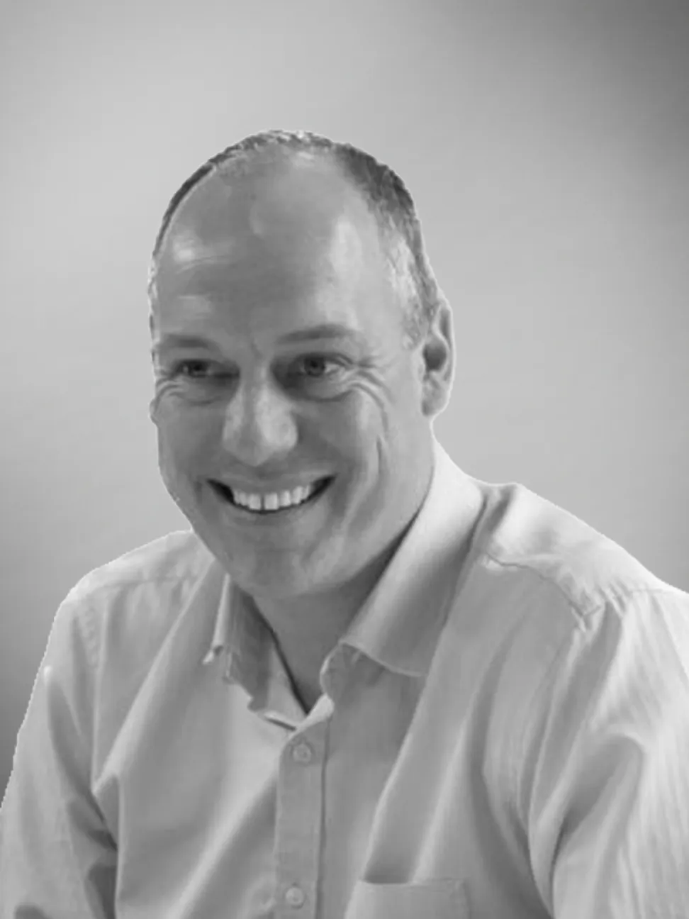 Theo Holland headshot