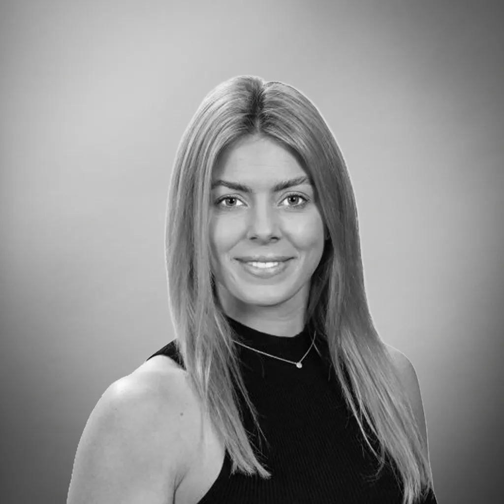 Alesha Vavra headshot