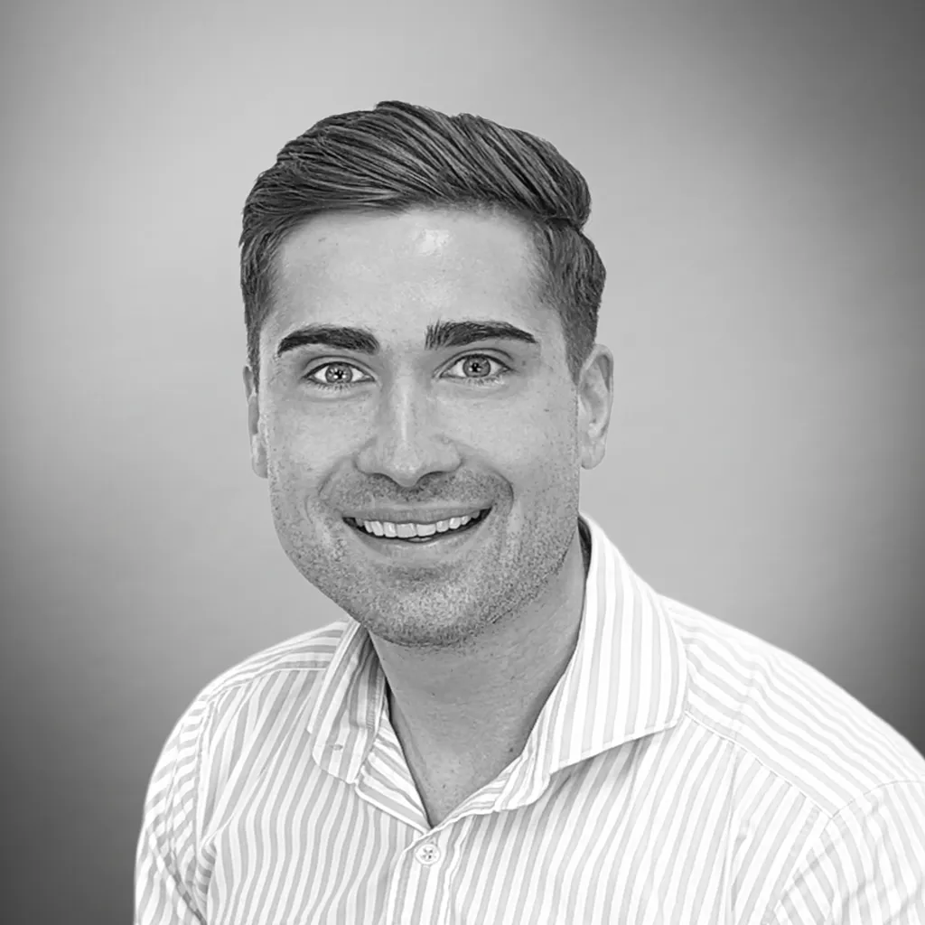 Alexander Hawes headshot