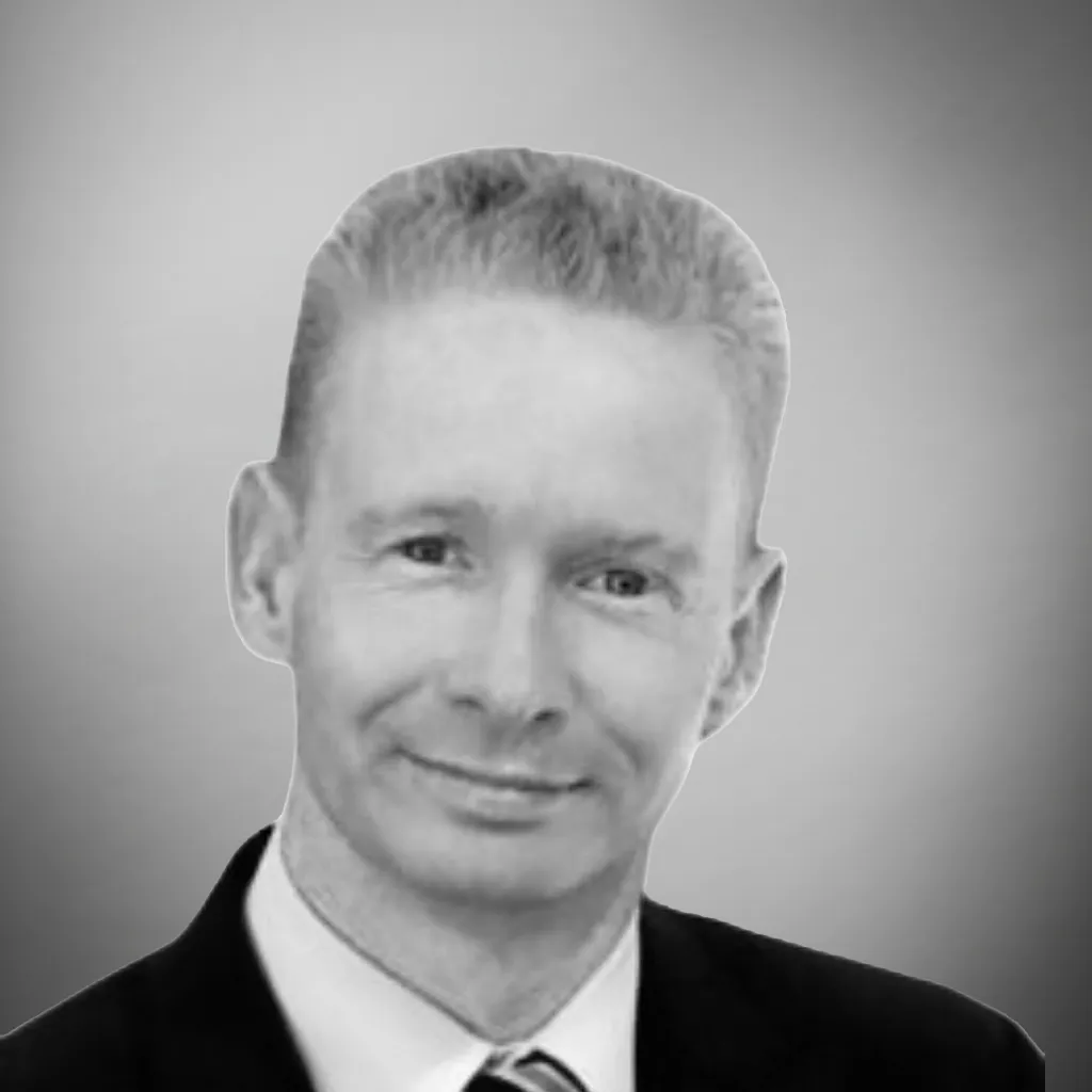 Shaun Akroyd headshot